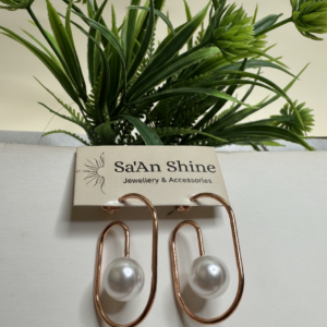 The Rose Blush Pearl Hoops