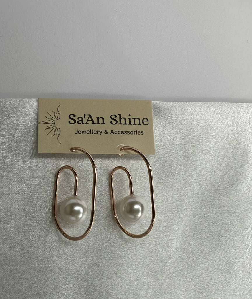 The Rose Blush Pearl Hoops - Image 3