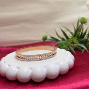 The Amara Rose Gold Linked Cuff