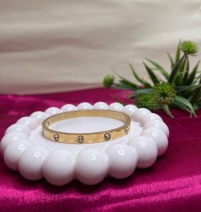 The Eternal Glow Gold Bangle