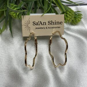 Golden Scalloped Flower Hoops